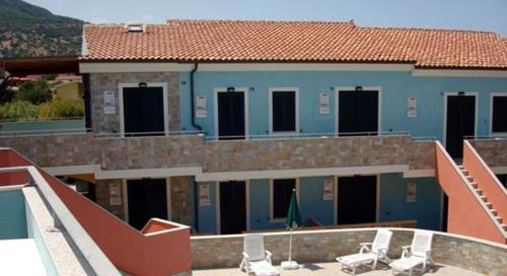 Gli Appartamenti Sul Mare Валедория Екстериор снимка